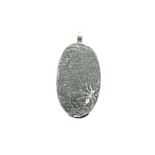 Load image into Gallery viewer, Oval Face Pendant In Sterling Silver