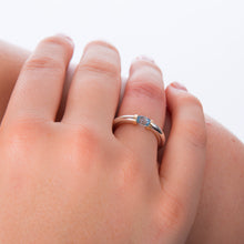 Load image into Gallery viewer, Tension Ring In Sterling Silver And 9 carat Gold