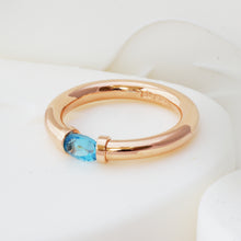 Load image into Gallery viewer, red gold blue topaz ring