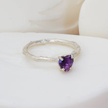 Load image into Gallery viewer, Heart Shaped Amethyst Gemstone Ring