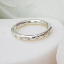 Load image into Gallery viewer, Sterling Silver and Diamond Band Ring