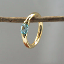 Load image into Gallery viewer, 18 Carat Gold Aquamarine Ring