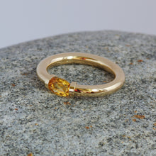 Load image into Gallery viewer, Citrine Tension Ring in Gold