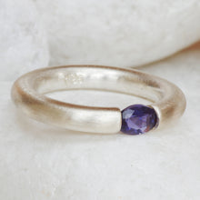 Load image into Gallery viewer, Plain Oval Iolite Tension Ring