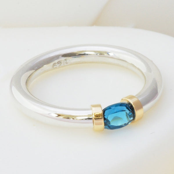 Why blue is the colour of choice for many tension rings