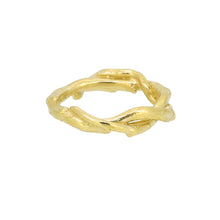 Load image into Gallery viewer, A Lovely Twin Strand Gold Ring Made From Two Pieces Of Cast Rosewood
