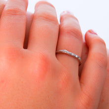 Load image into Gallery viewer, Eternity Ring In Diamond And Silver

