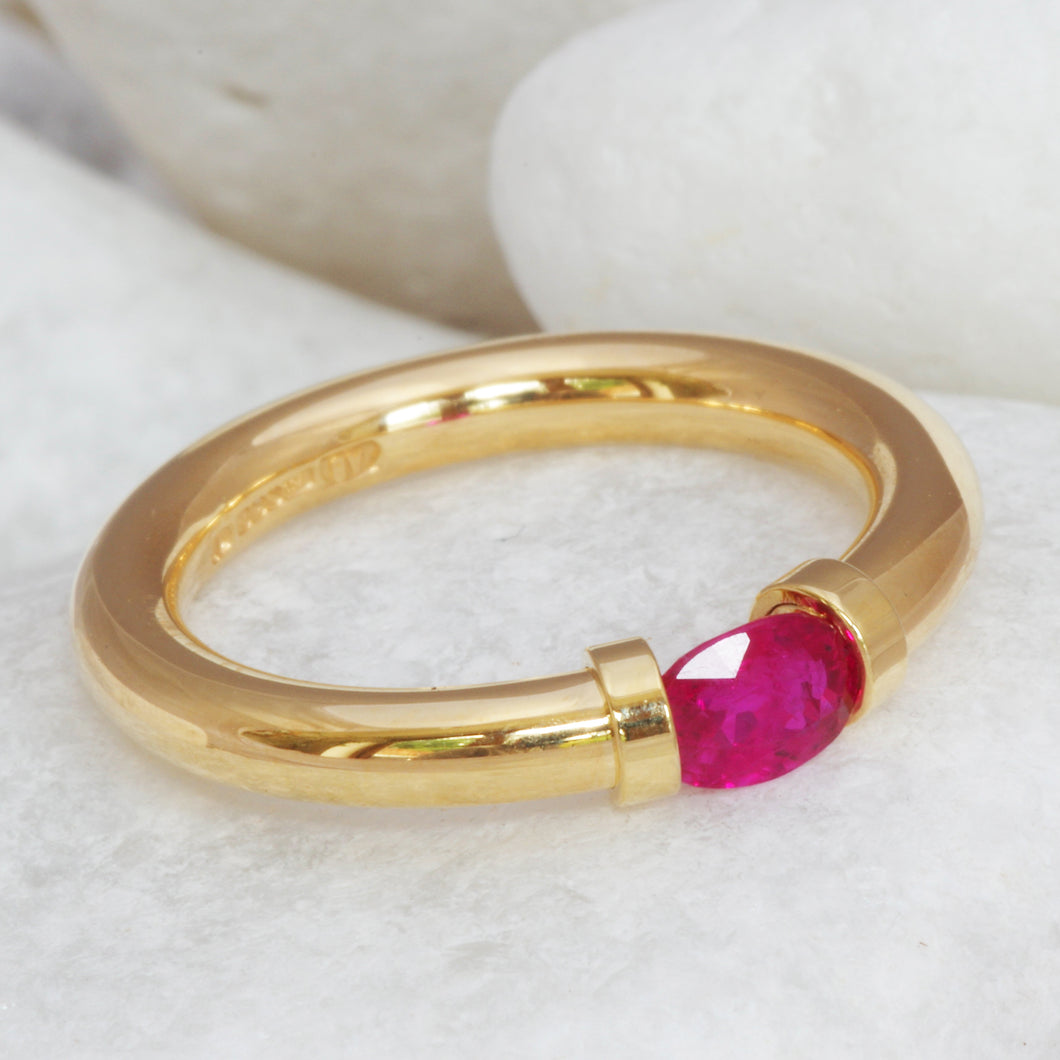 A Beautiful Ruby Set Into An 18ct Gold Ring