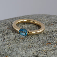Load image into Gallery viewer, Blue Topaz Tension Ring in Gold
