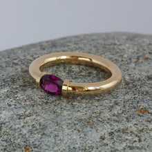 Load image into Gallery viewer, Amethyst Tension Ring in Gold
