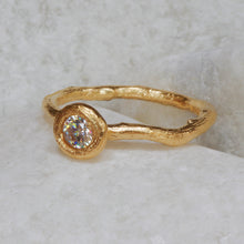 Load image into Gallery viewer, Woodland Style Solitaire Diamond Ring in Gold
