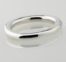 Load image into Gallery viewer, Plain Silver 3mm Band Ring
